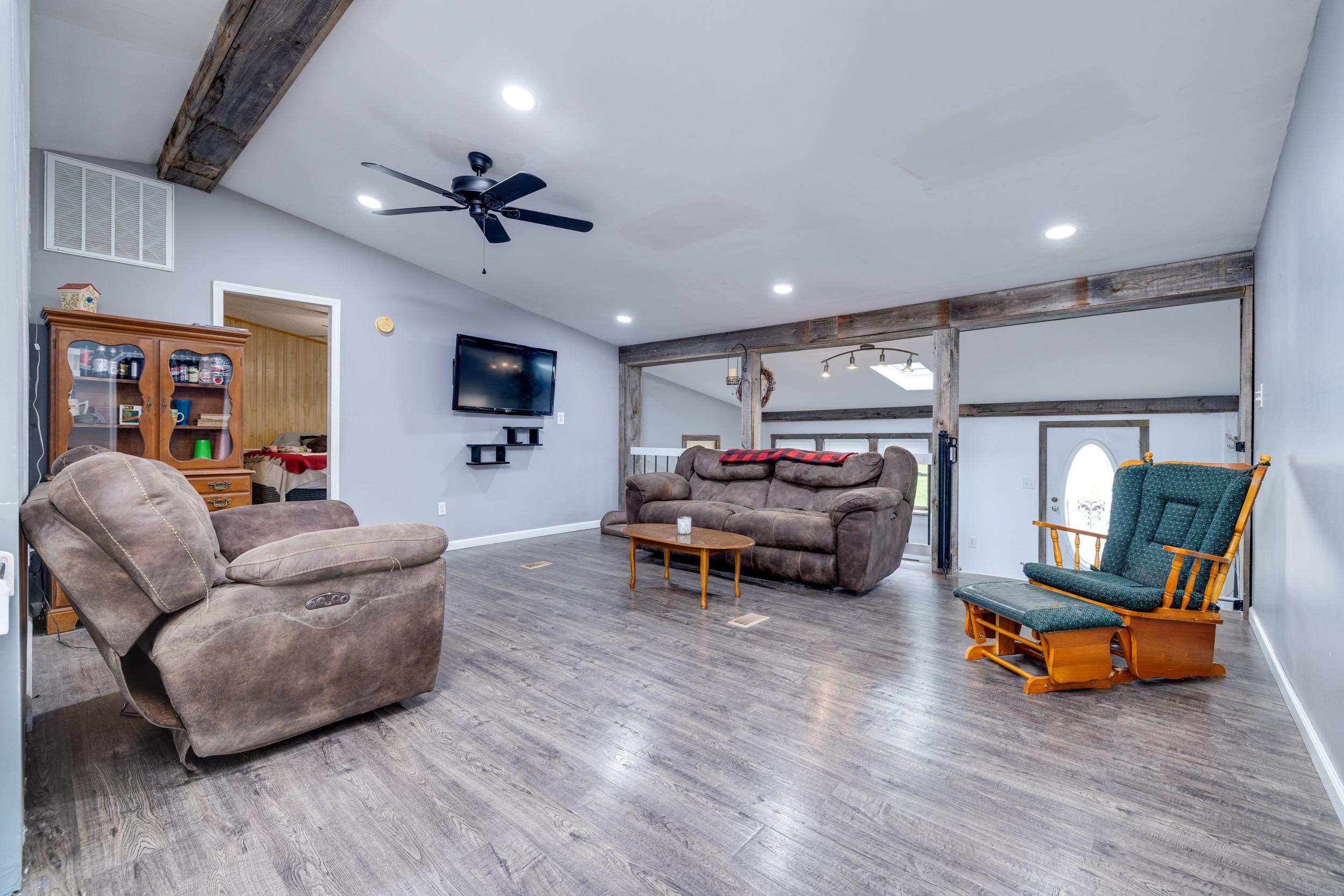 1734 ROLLING CREEK LN