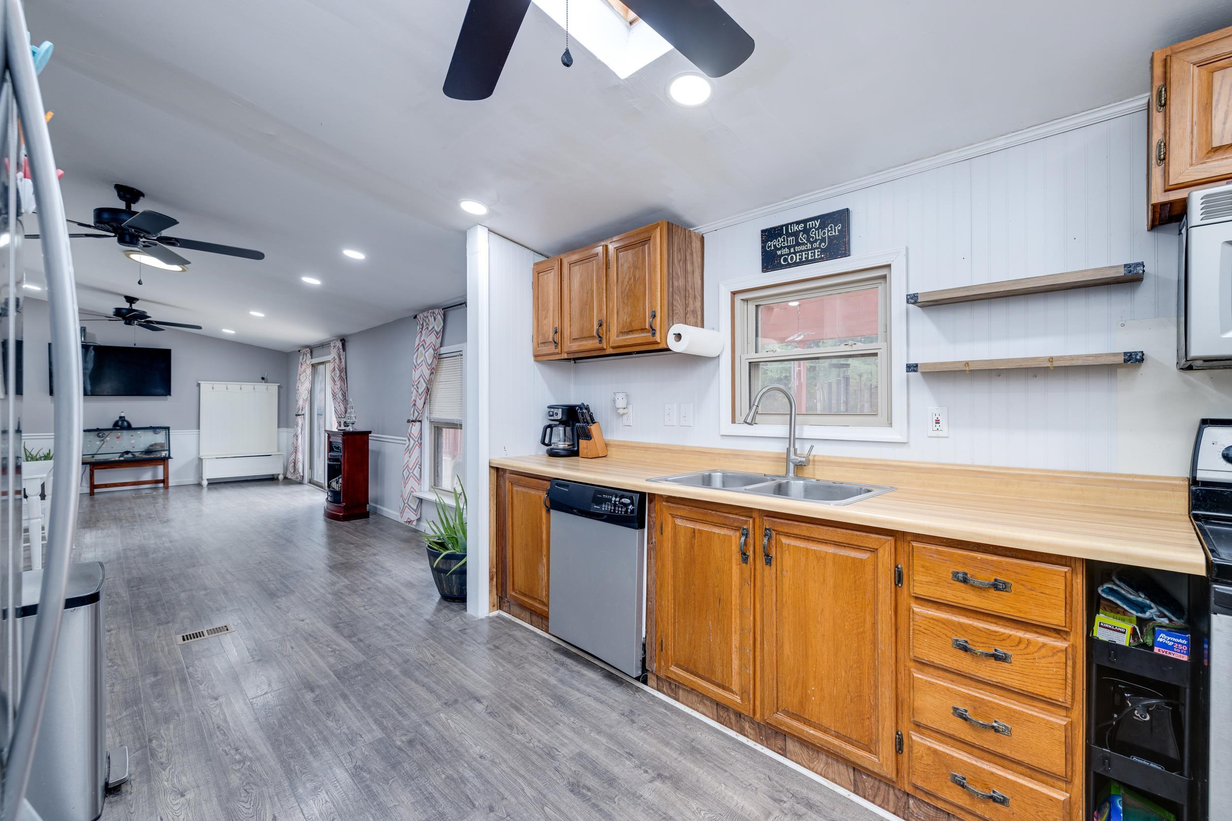 1734 ROLLING CREEK LN