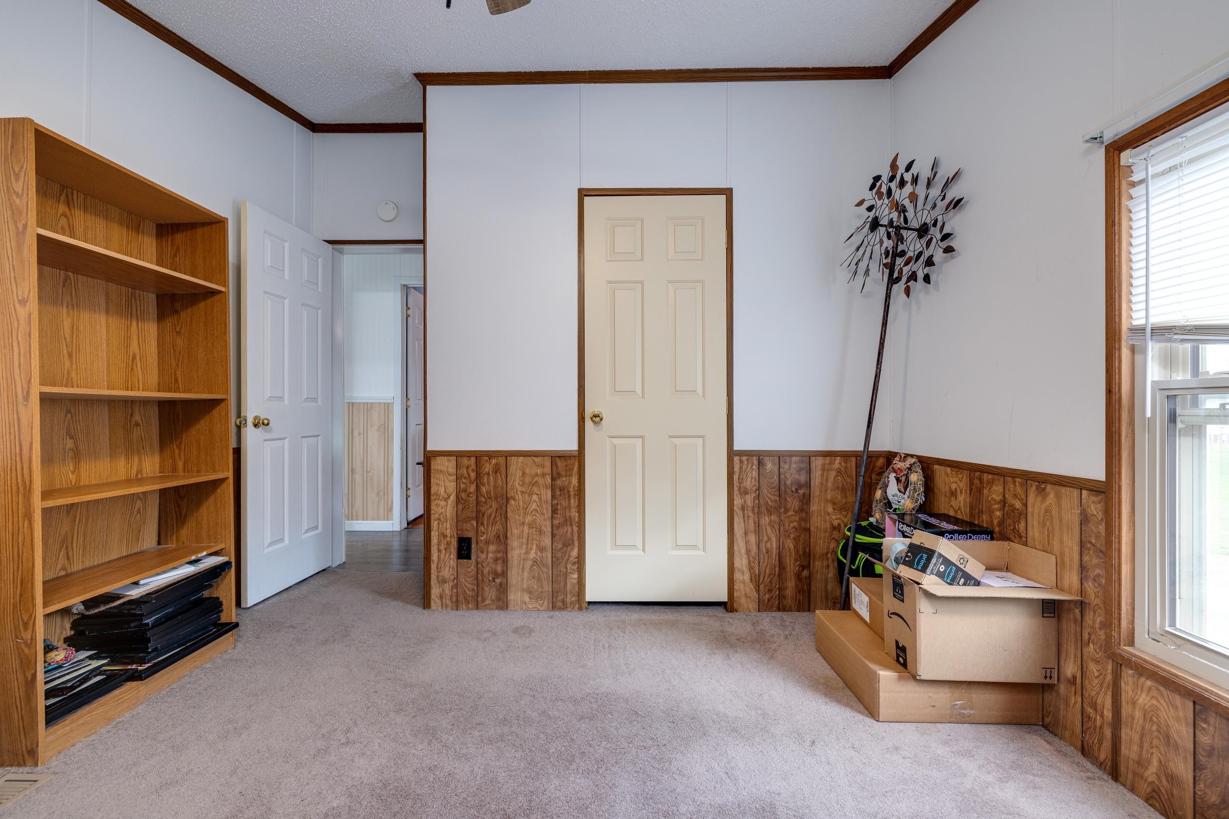 1734 ROLLING CREEK LN