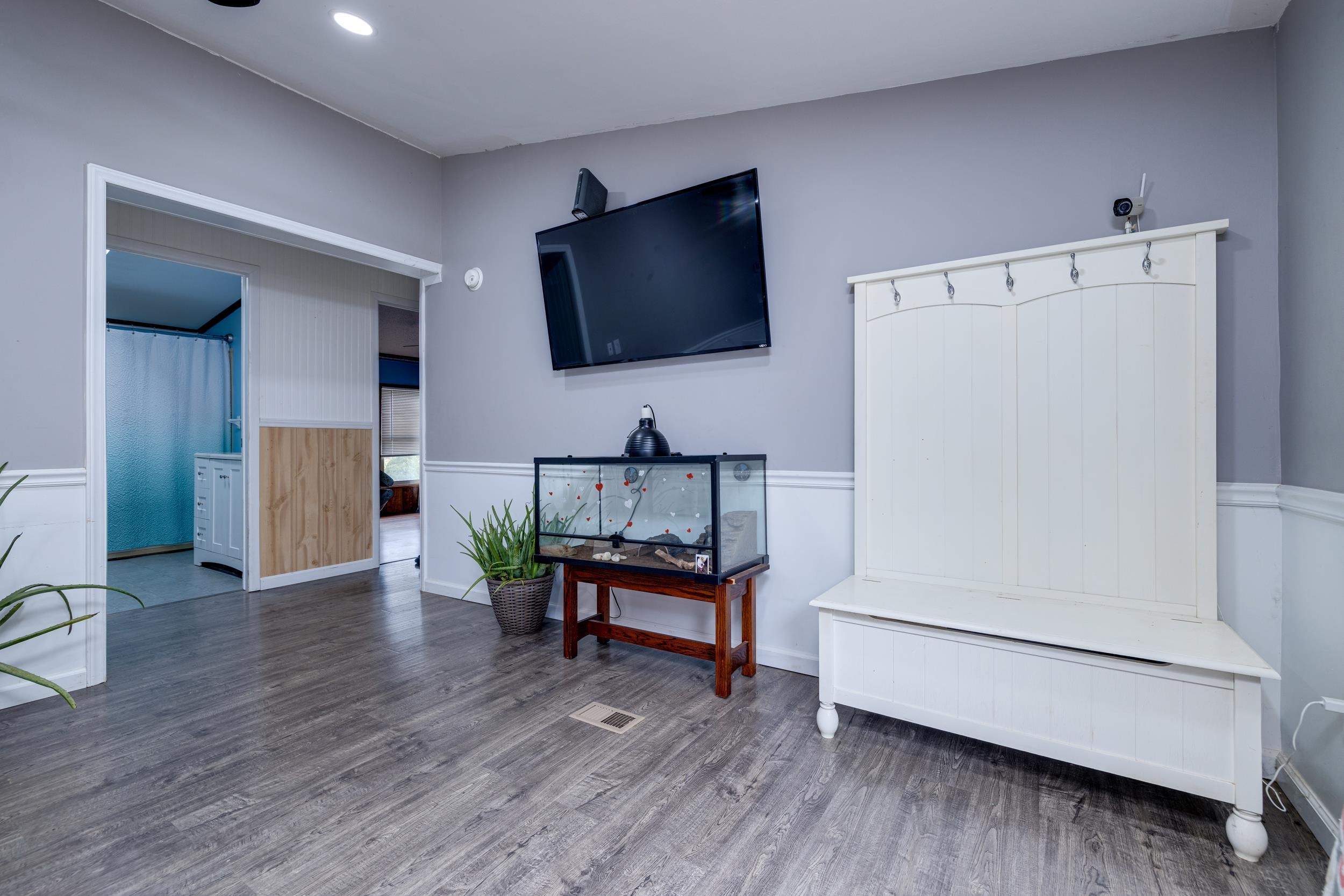 1734 ROLLING CREEK LN