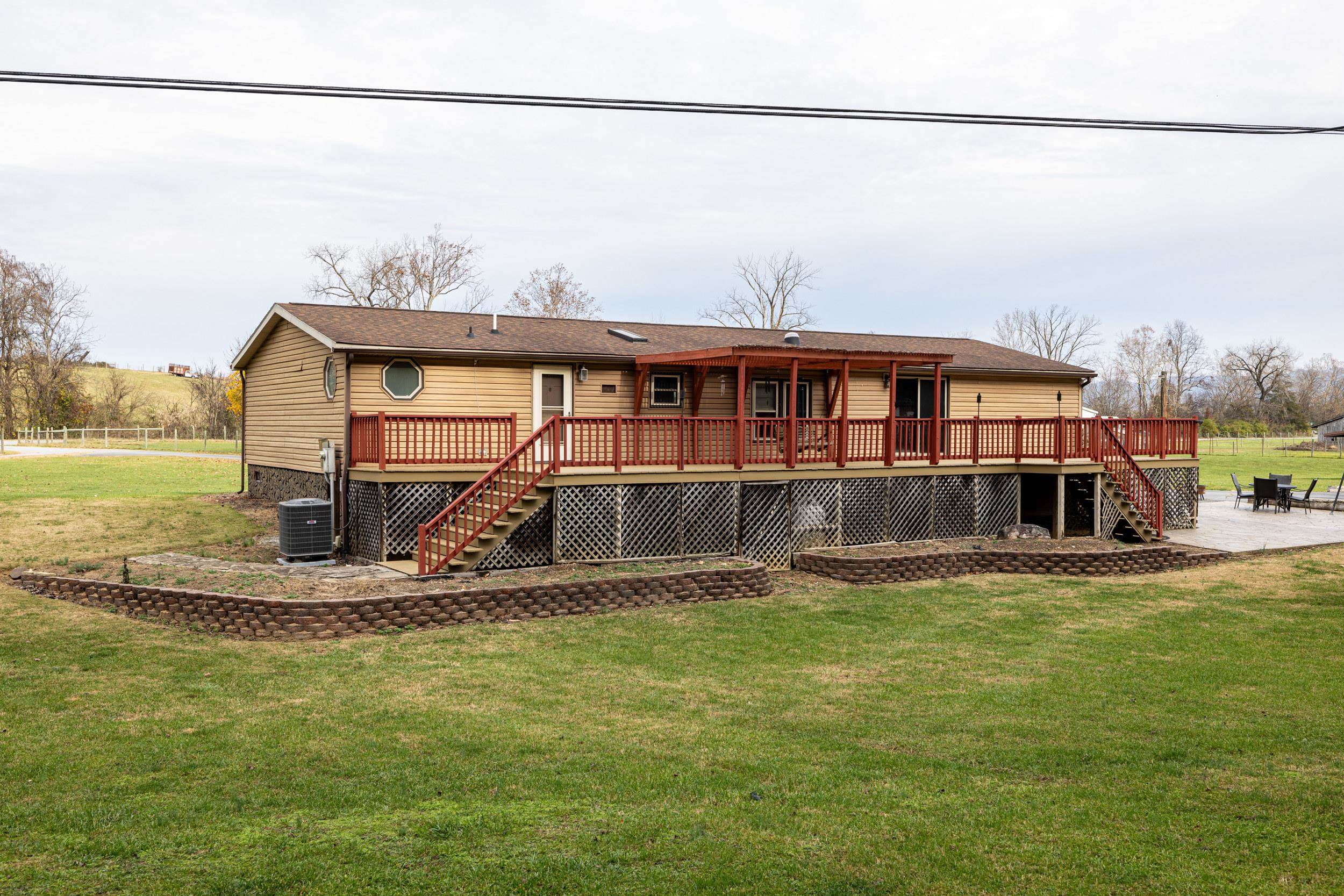 1734 ROLLING CREEK LN