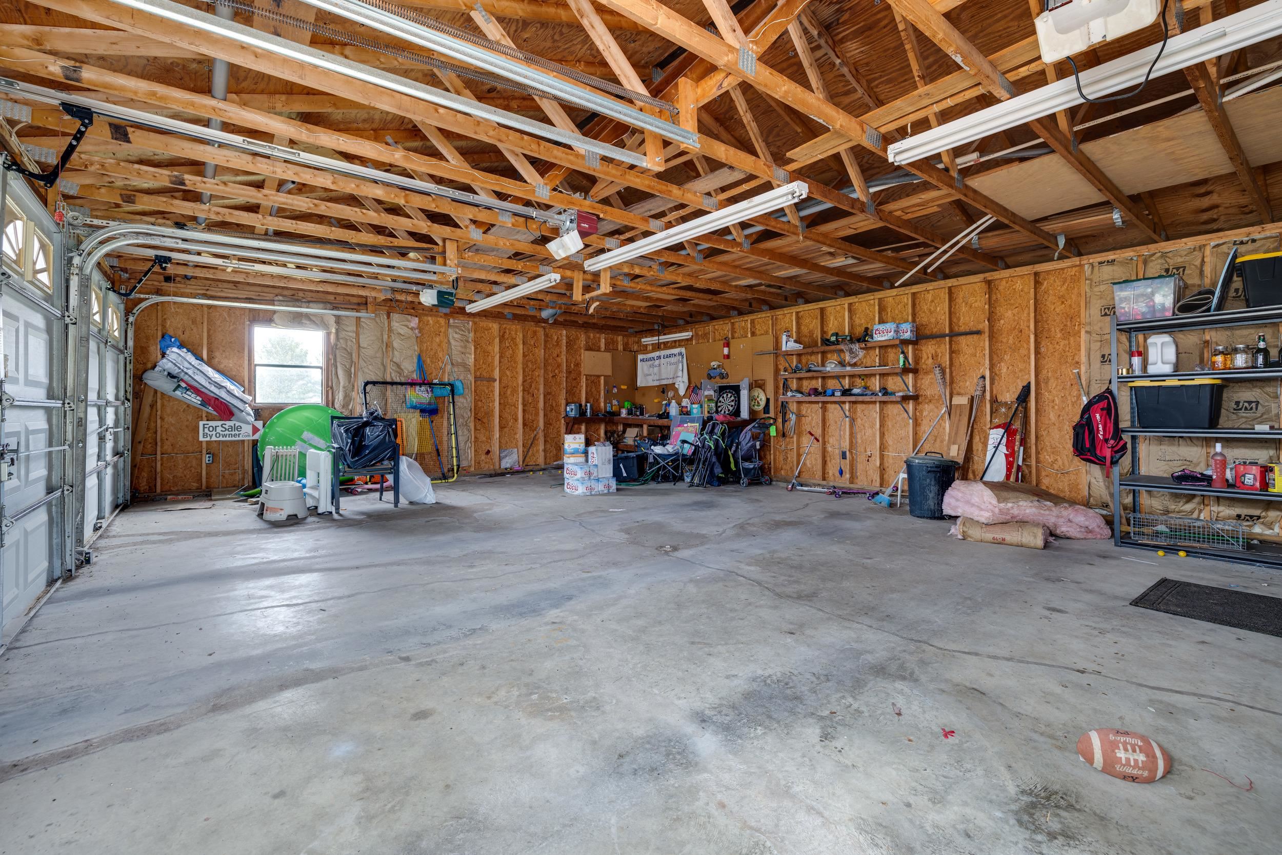 1734 ROLLING CREEK LN