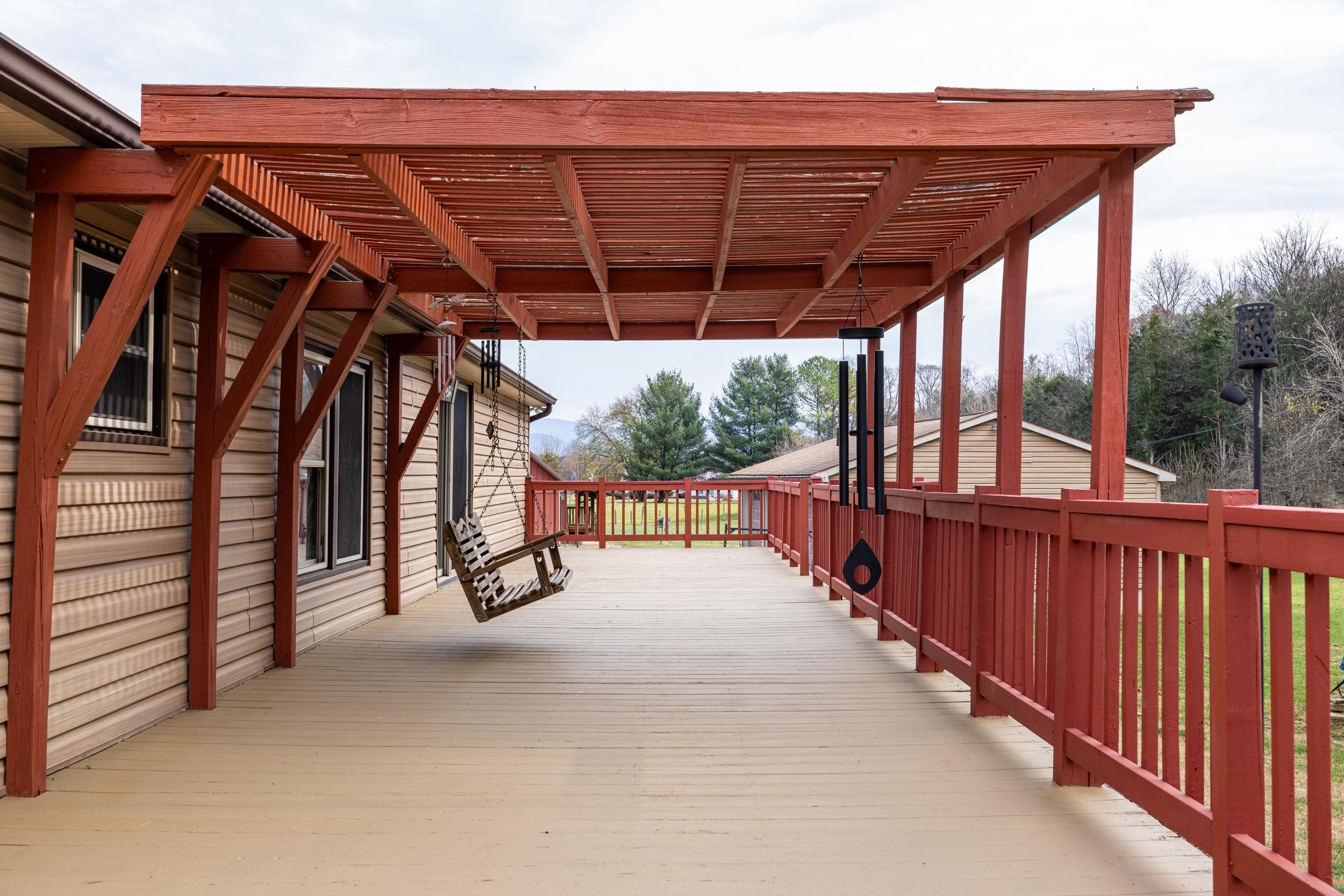 1734 ROLLING CREEK LN