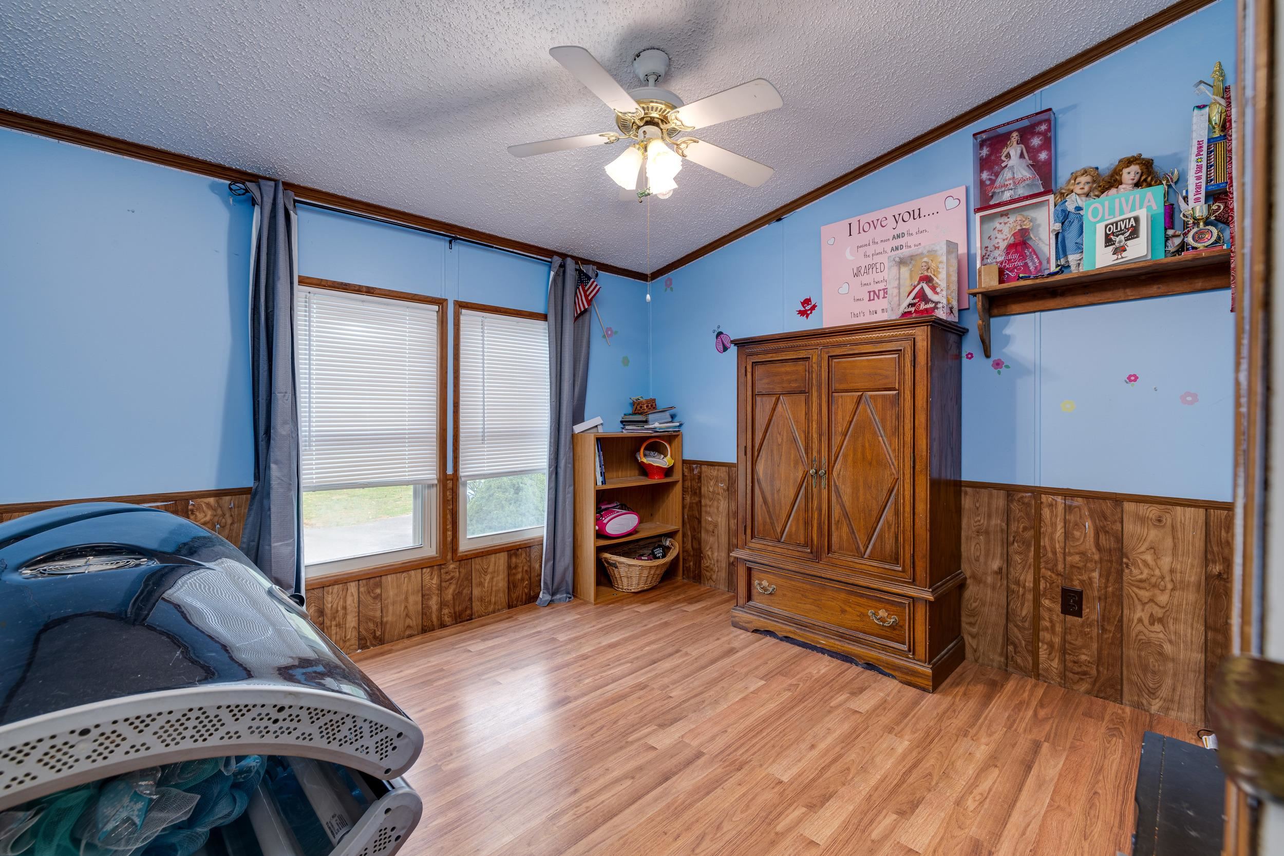 1734 ROLLING CREEK LN