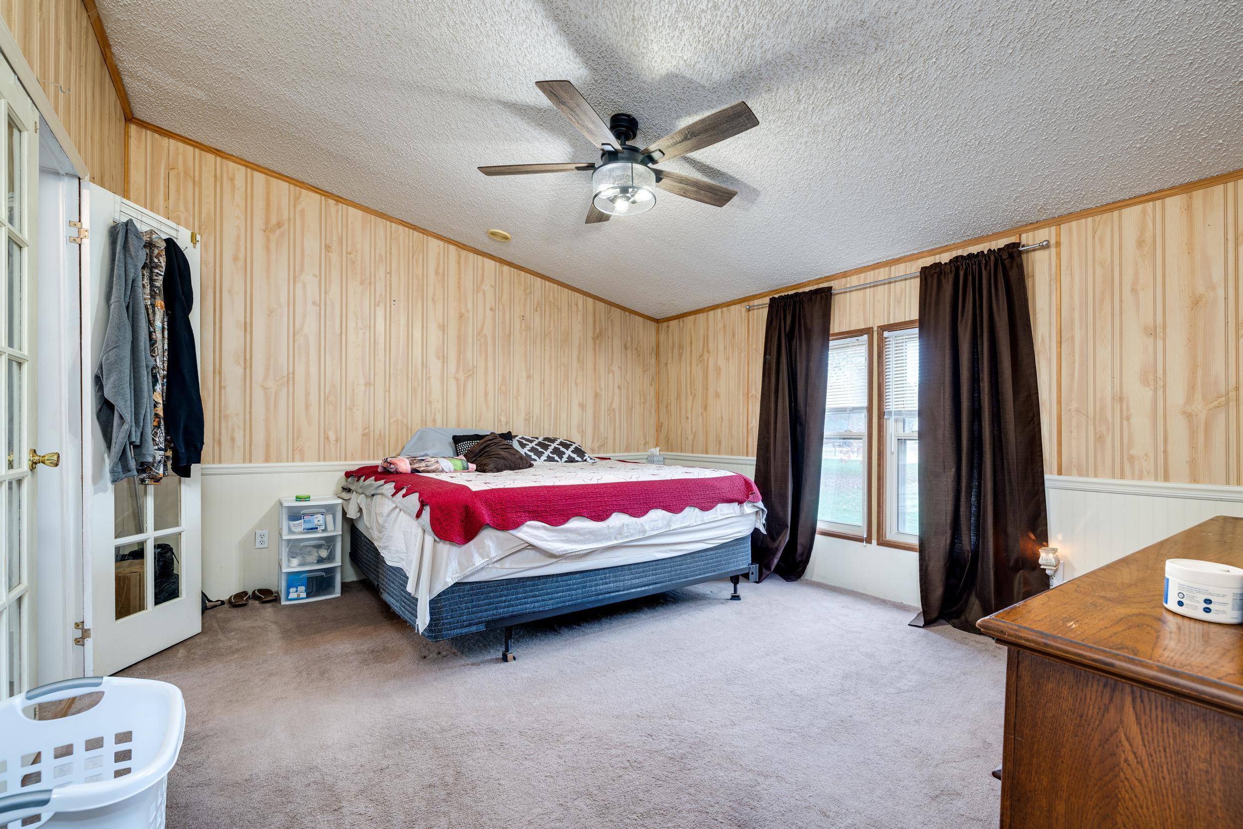 1734 ROLLING CREEK LN