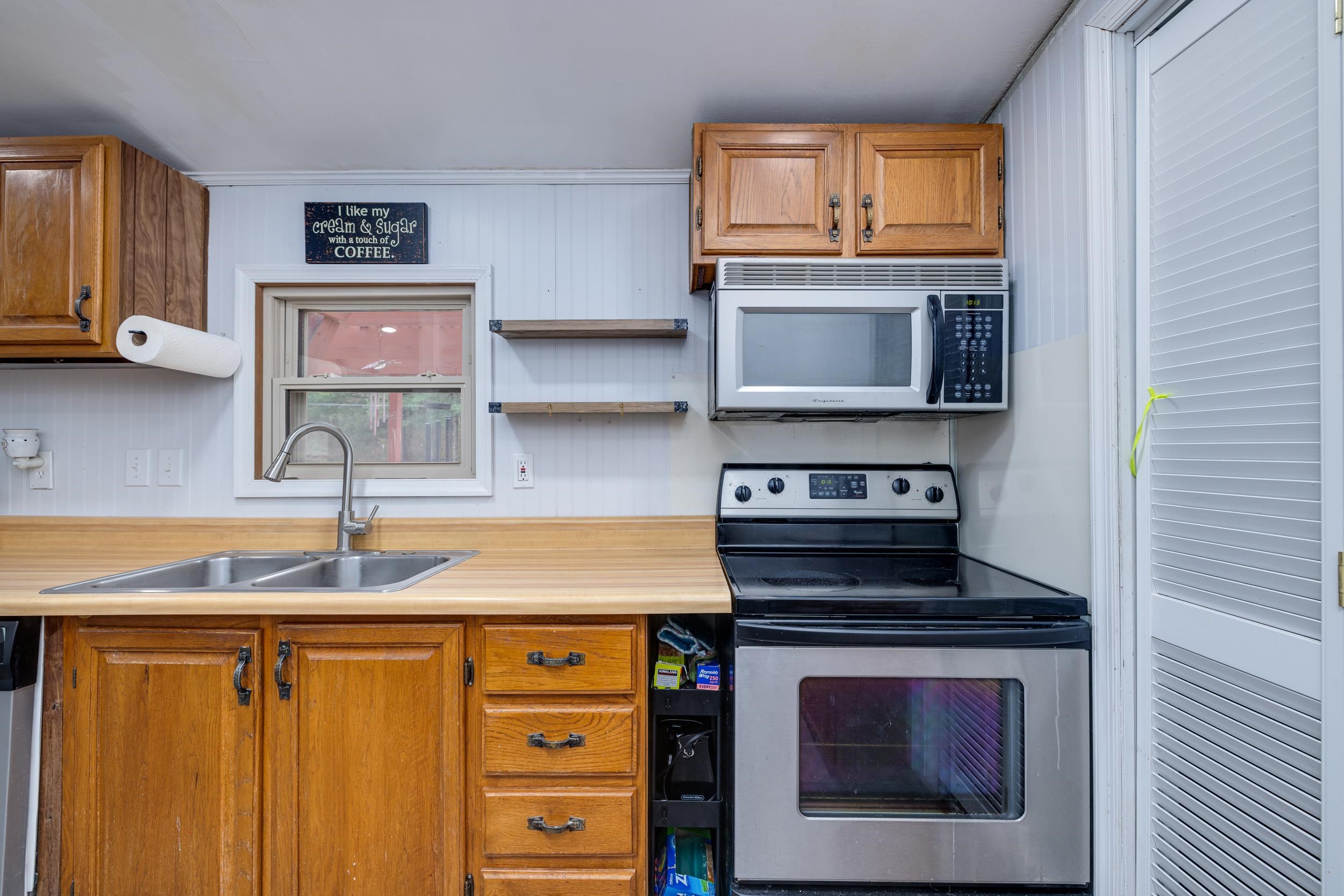 1734 ROLLING CREEK LN