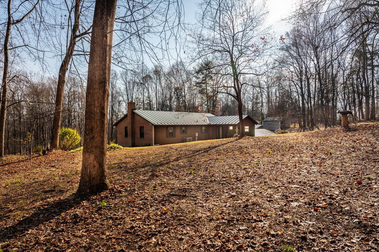230 RURAL DR