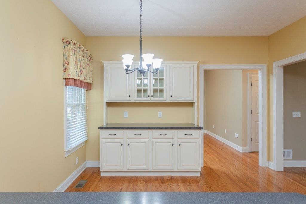 14620 HOPKINS GAP RD