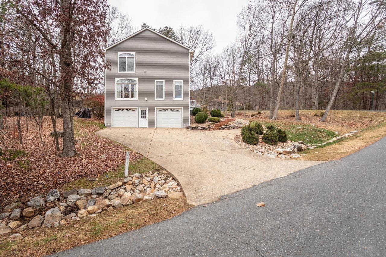 249 PHEASANT RD