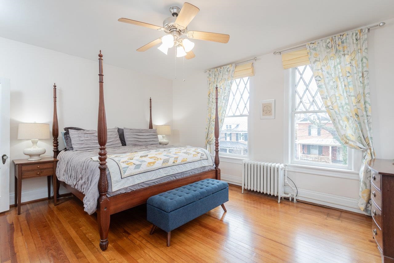 321 FRANKLIN ST
