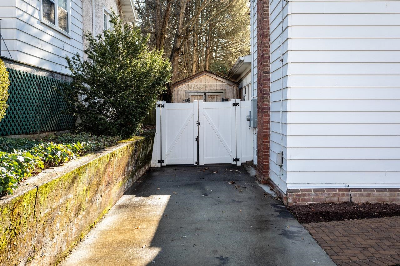 321 FRANKLIN ST