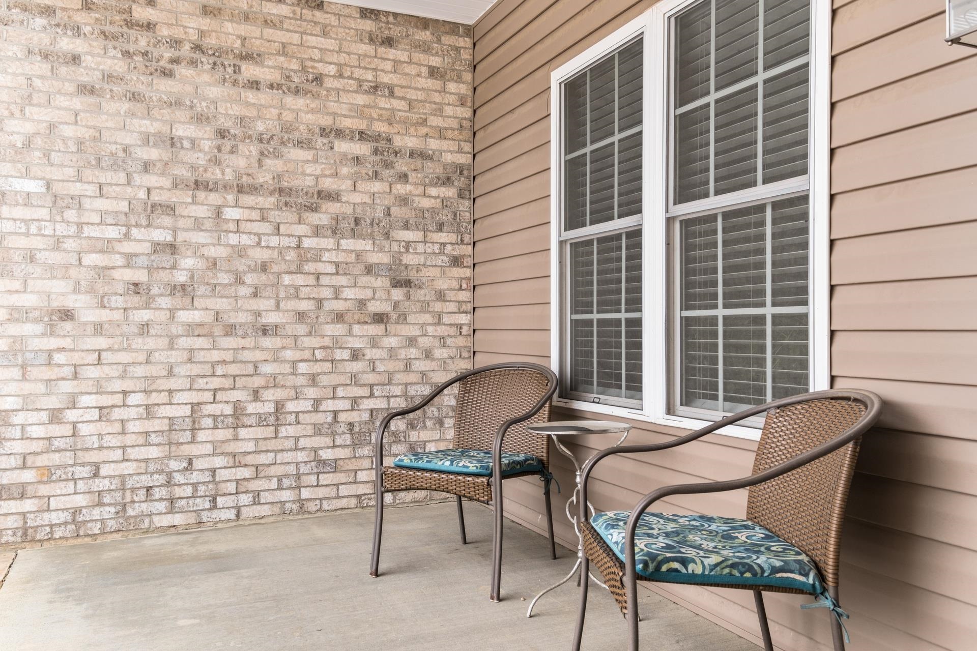 19 PEBBLE CT