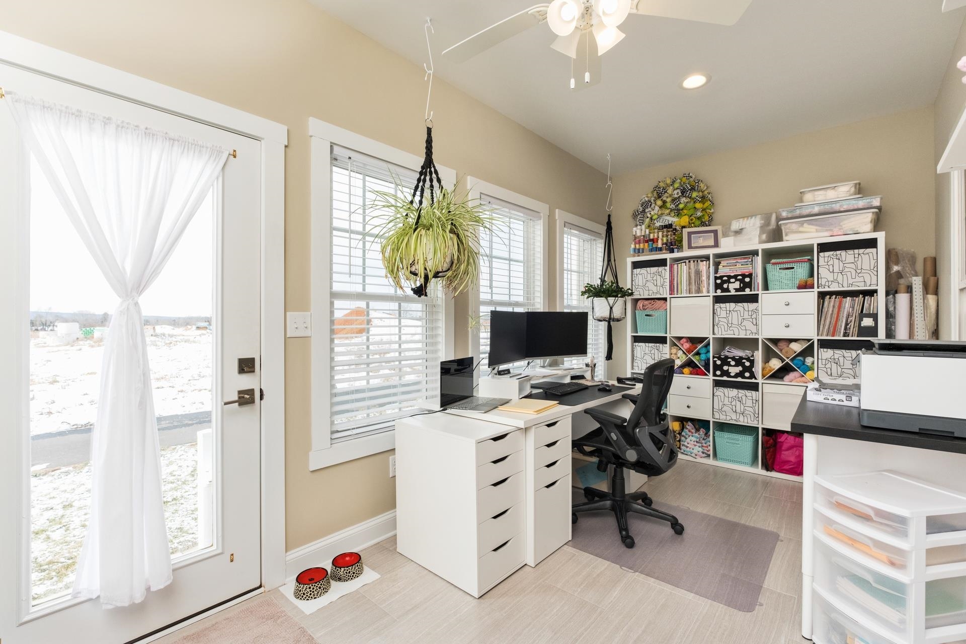 19 PEBBLE CT