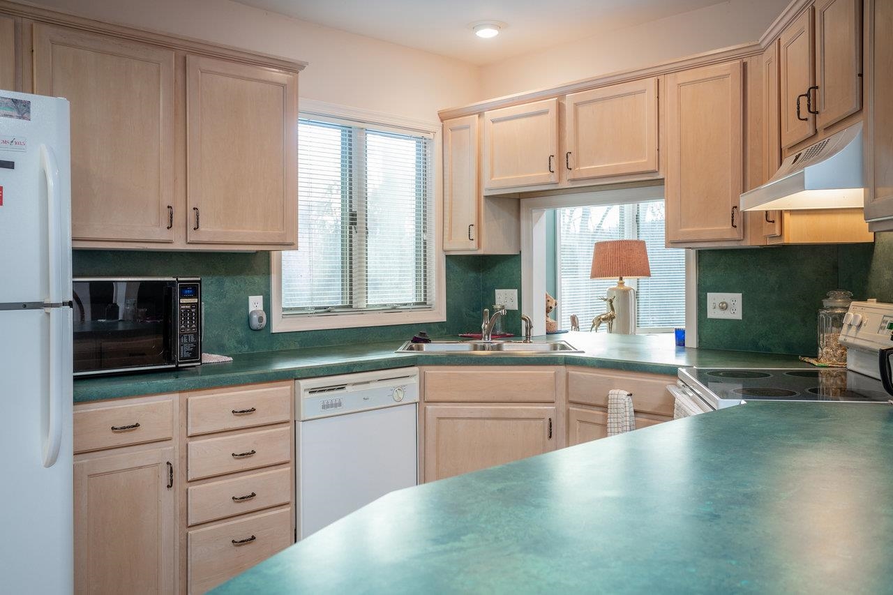 2980 LANIER LN