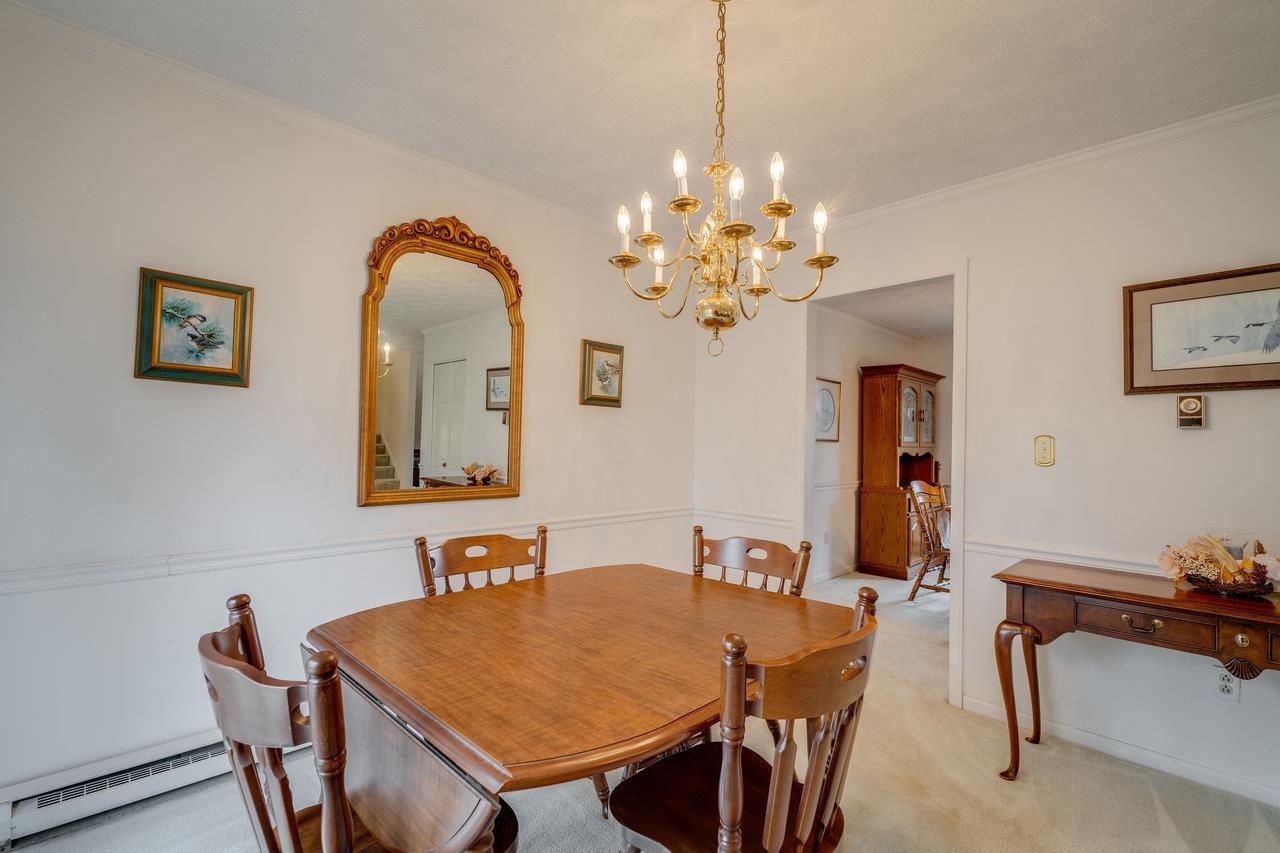156 ABBOTT CIR