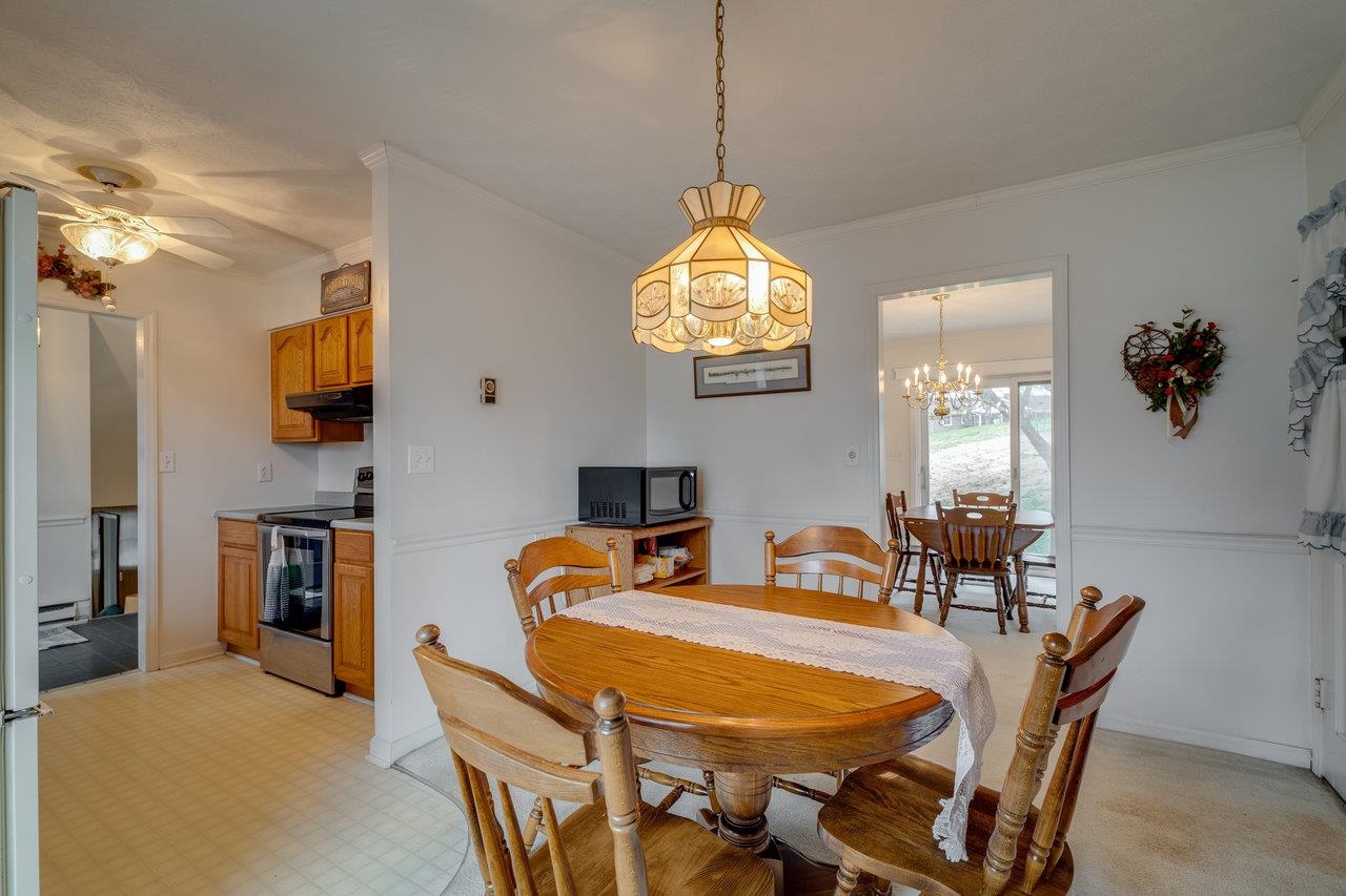 156 ABBOTT CIR
