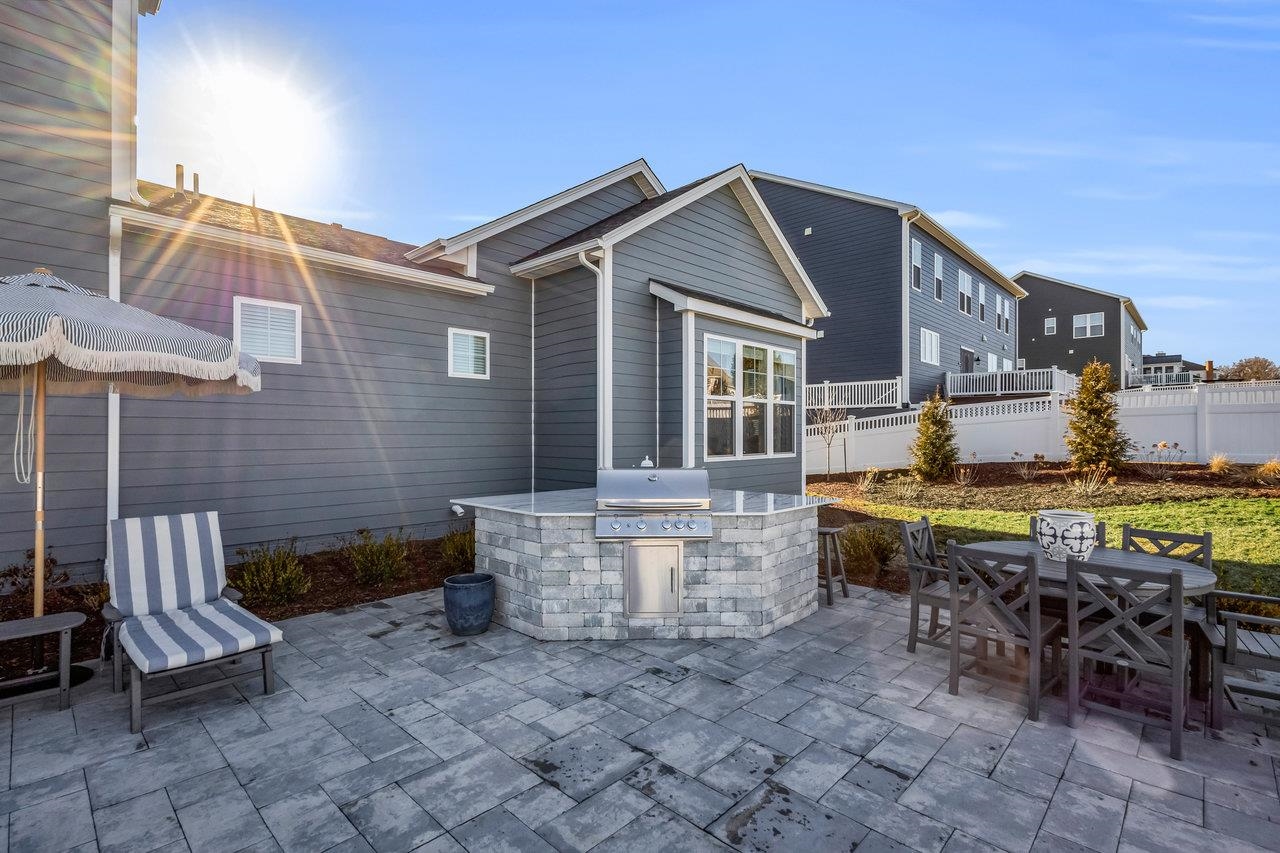 3189 VERA VISTA PATH