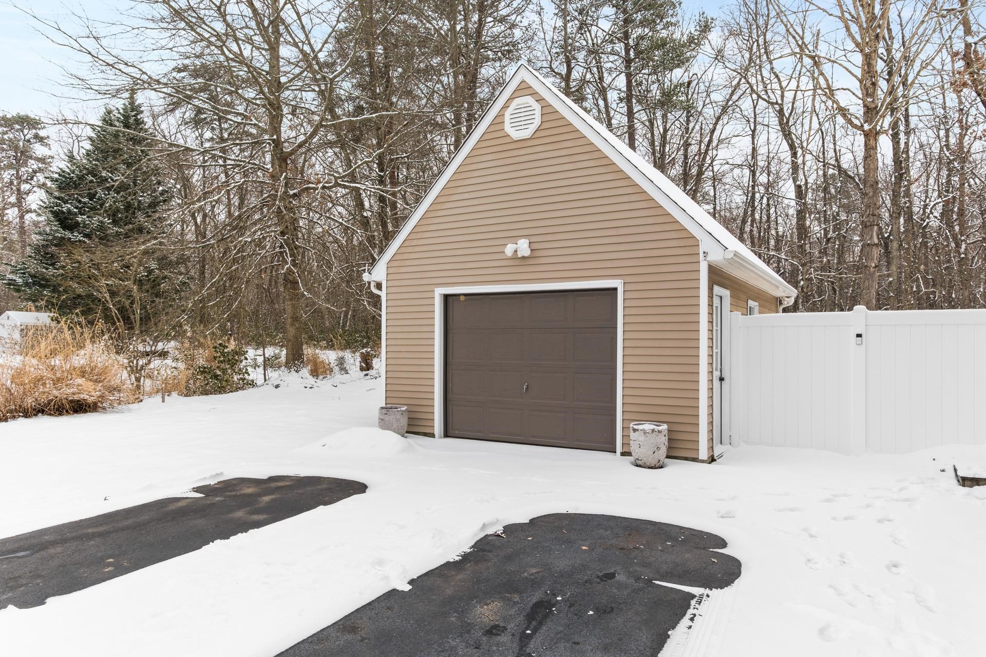 22 SPRINGER RD