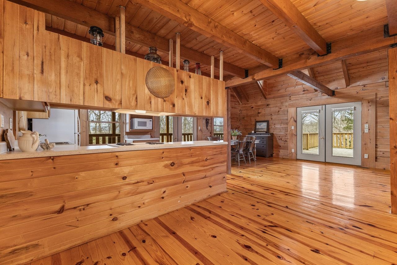 3523 RIVERBEND DR