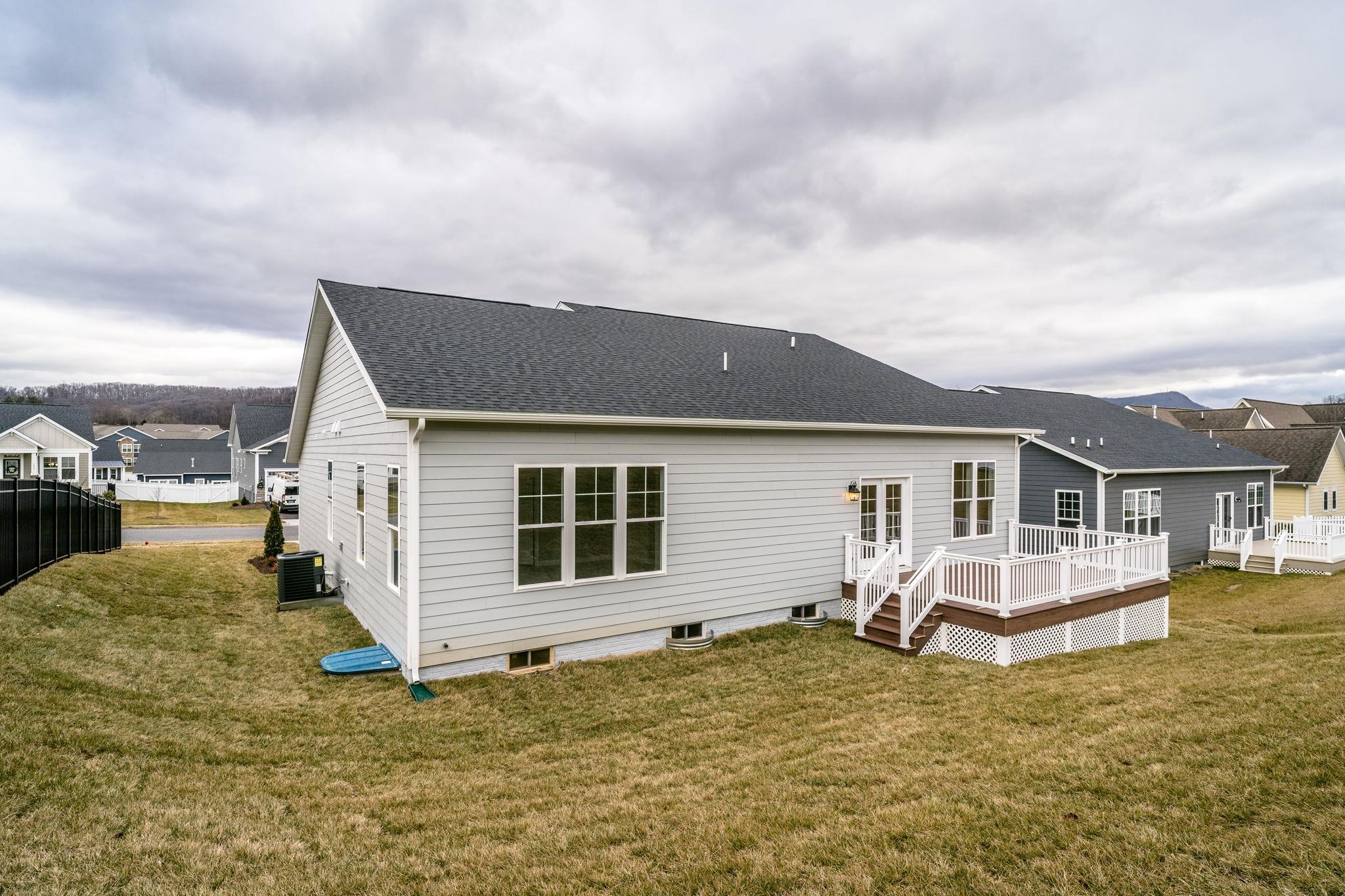 3046 CLUBHOUSE HILL RD Unit: Lot 127