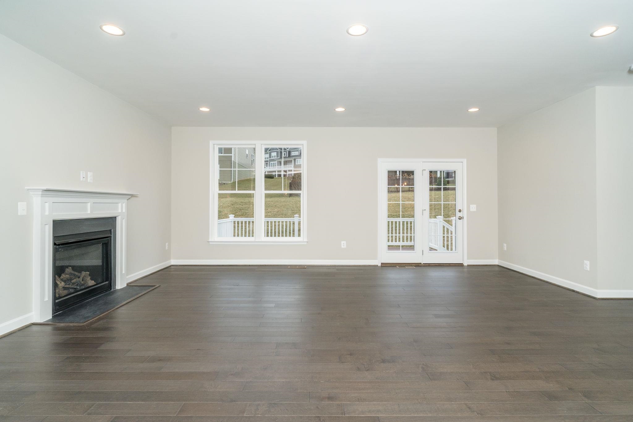 3046 CLUBHOUSE HILL RD Unit: Lot 127