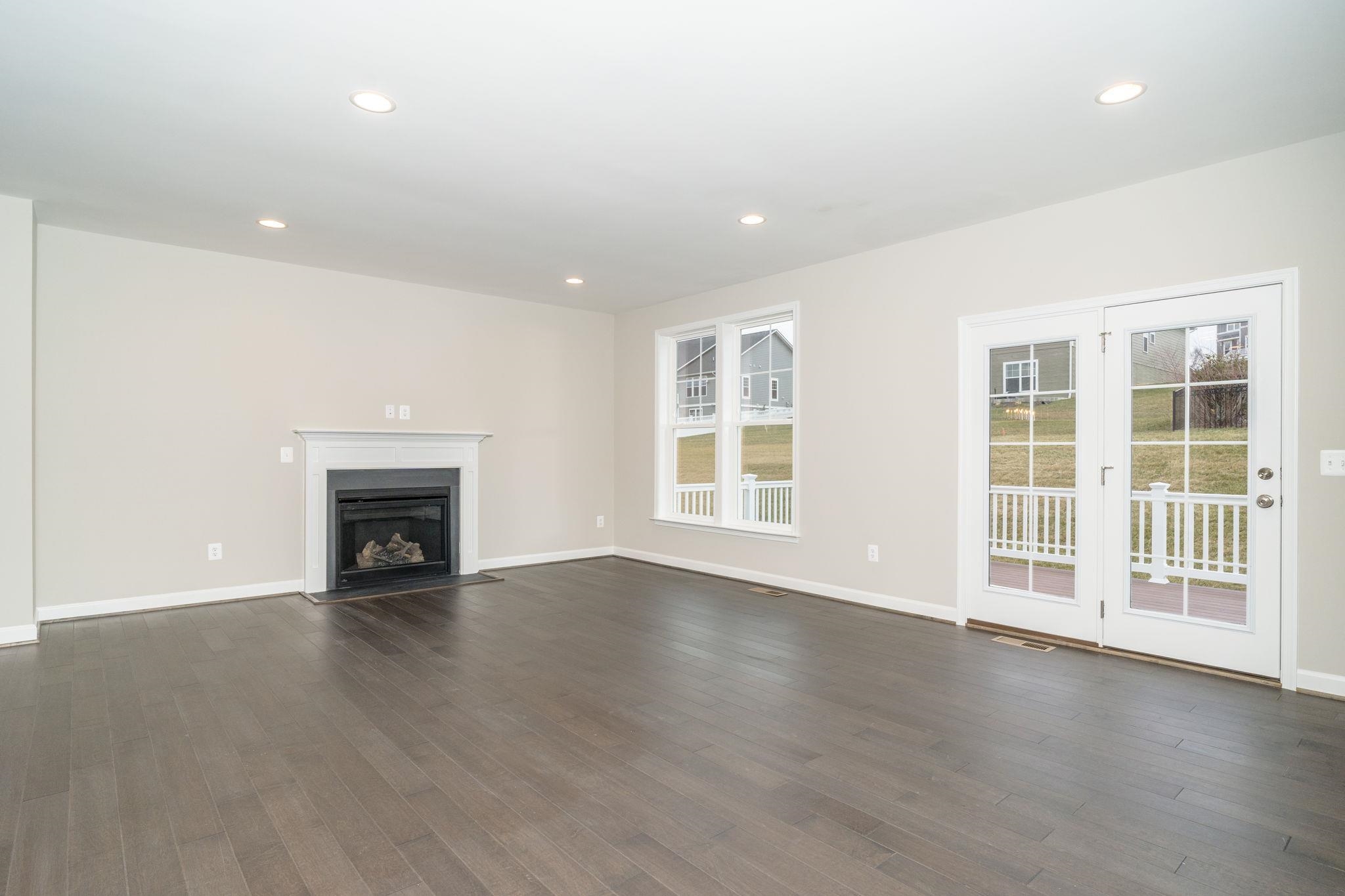 3046 CLUBHOUSE HILL RD Unit: Lot 127