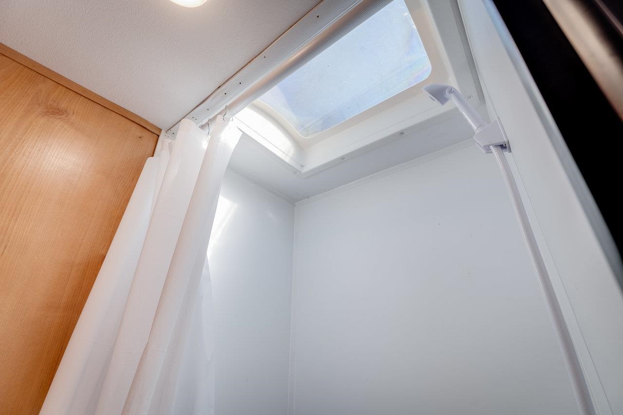 2077 DEERFIELD VALLEY RD