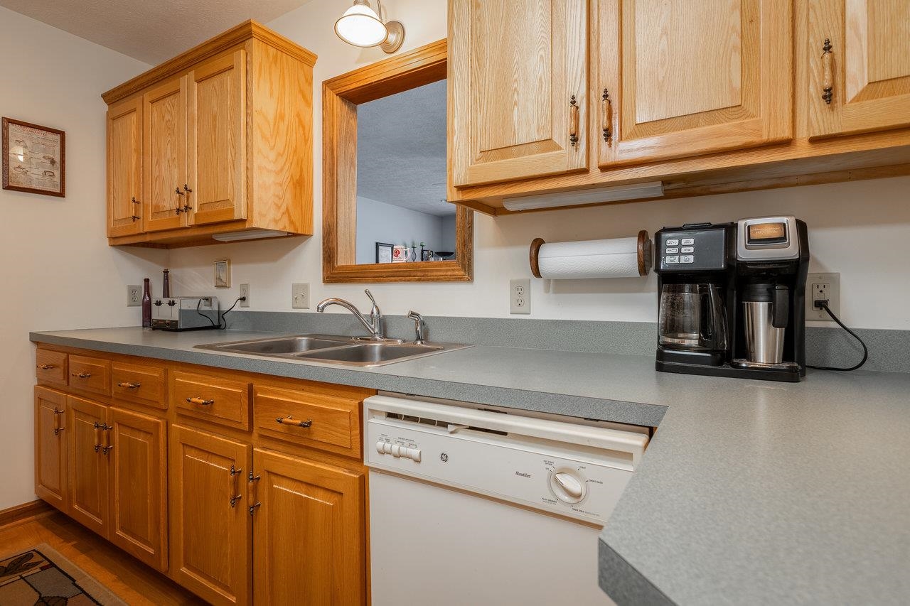 111 PRICE DR