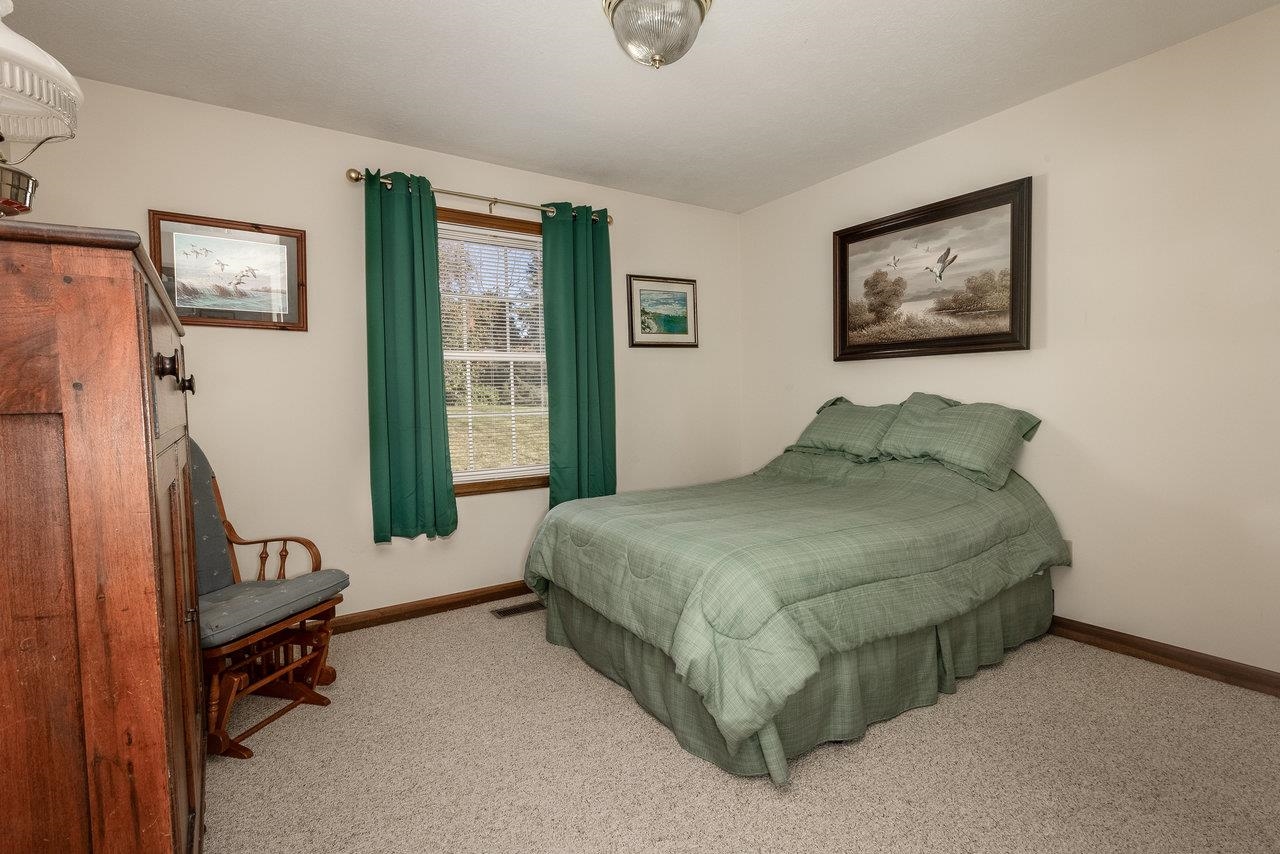 111 PRICE DR