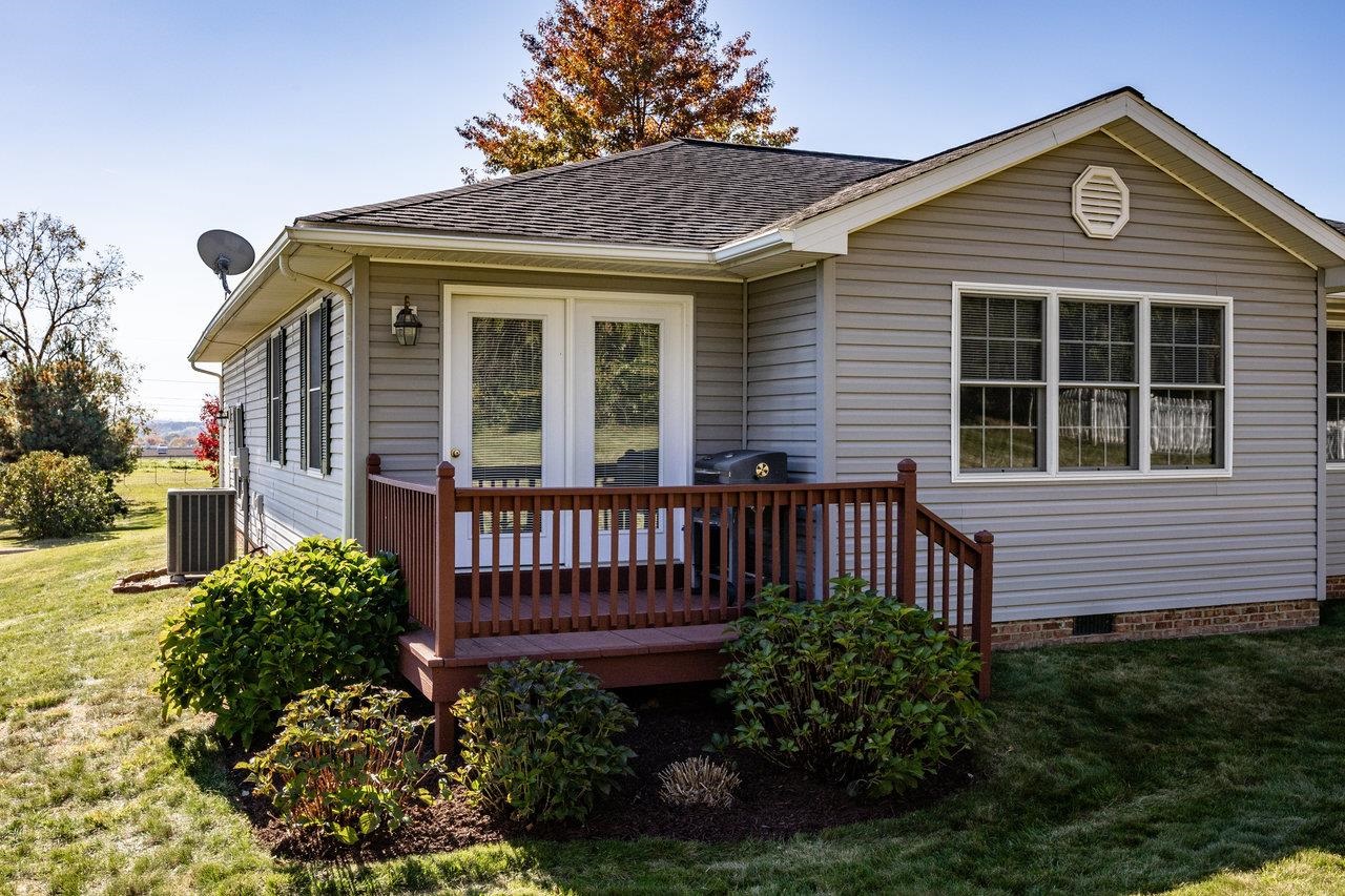 111 PRICE DR