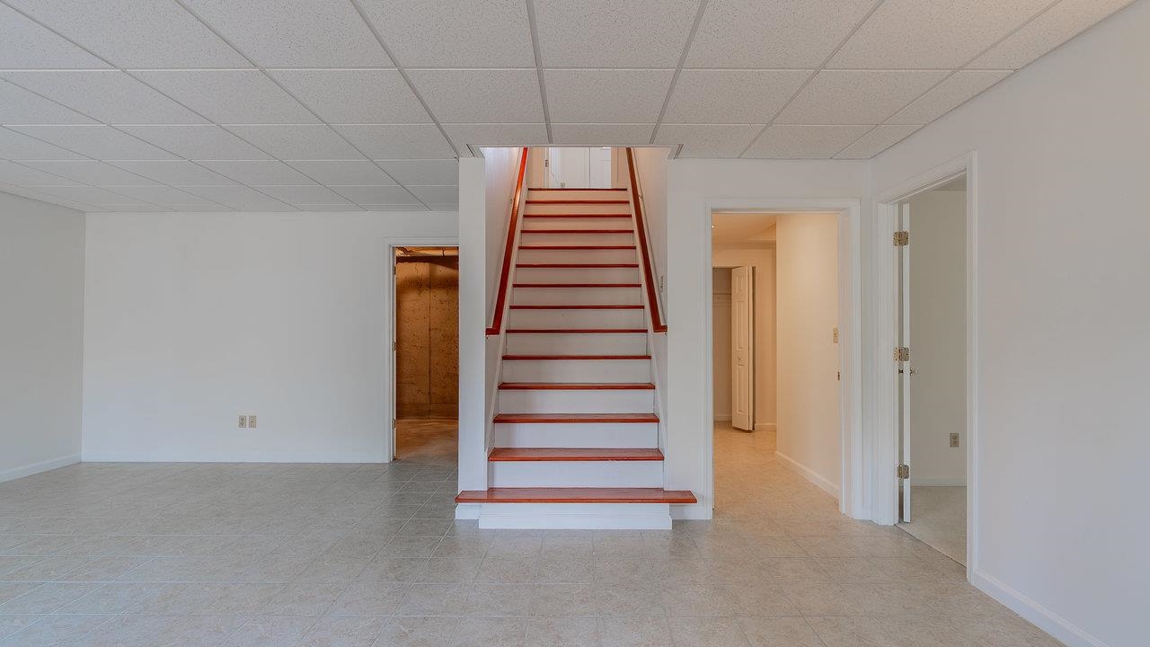 159 YANCEY CT