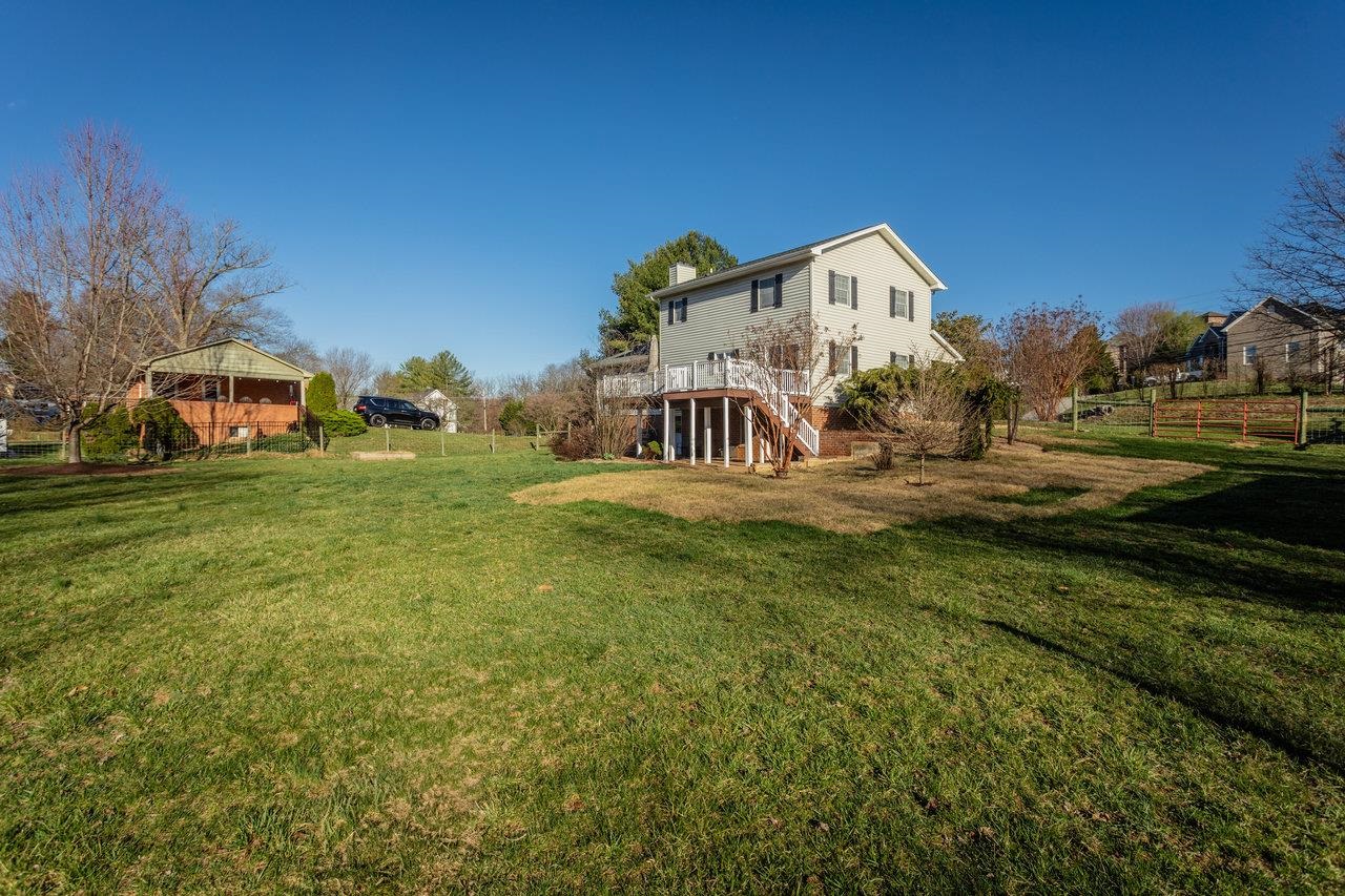 3130 SHEN LAKE DR