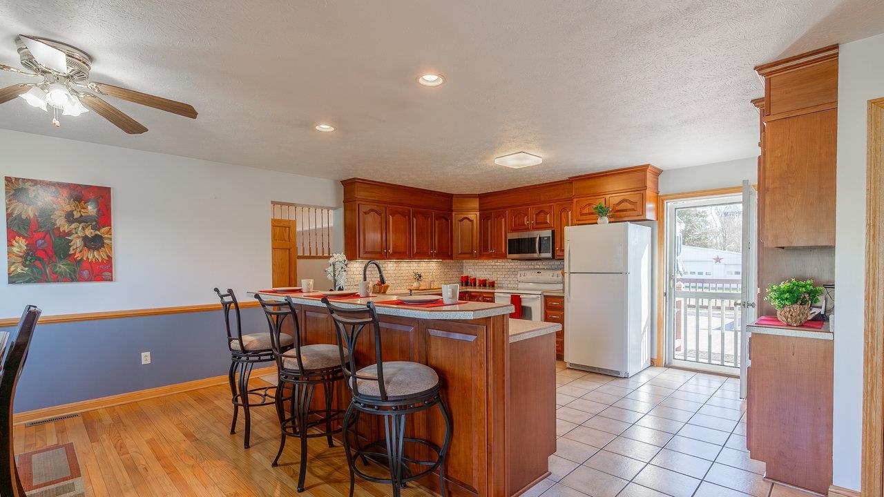 7356 SPRING CREEK RD