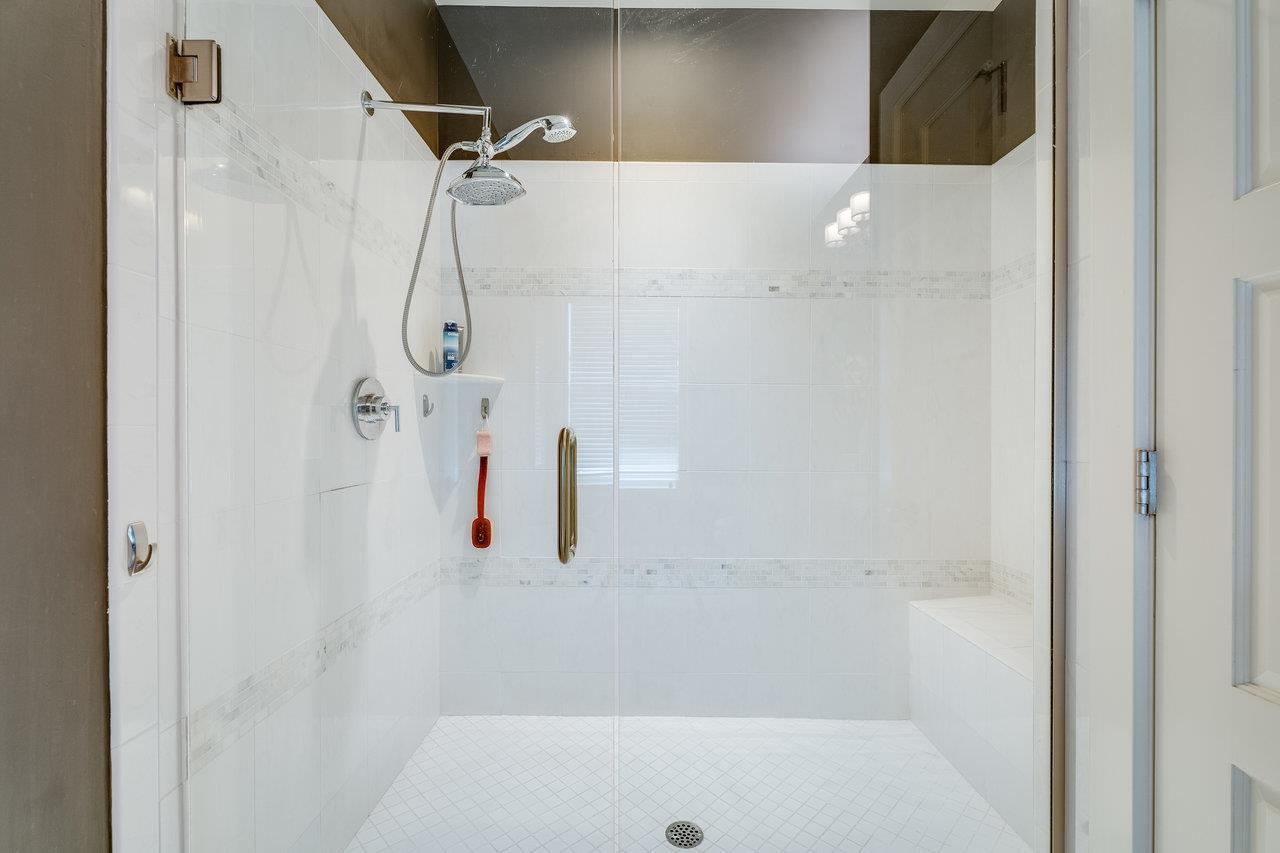 3436 CHARLESTON BLVD