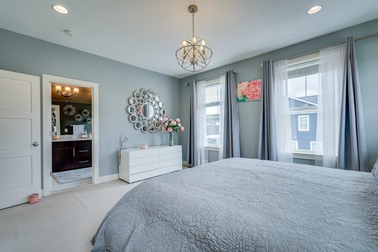 3436 CHARLESTON BLVD