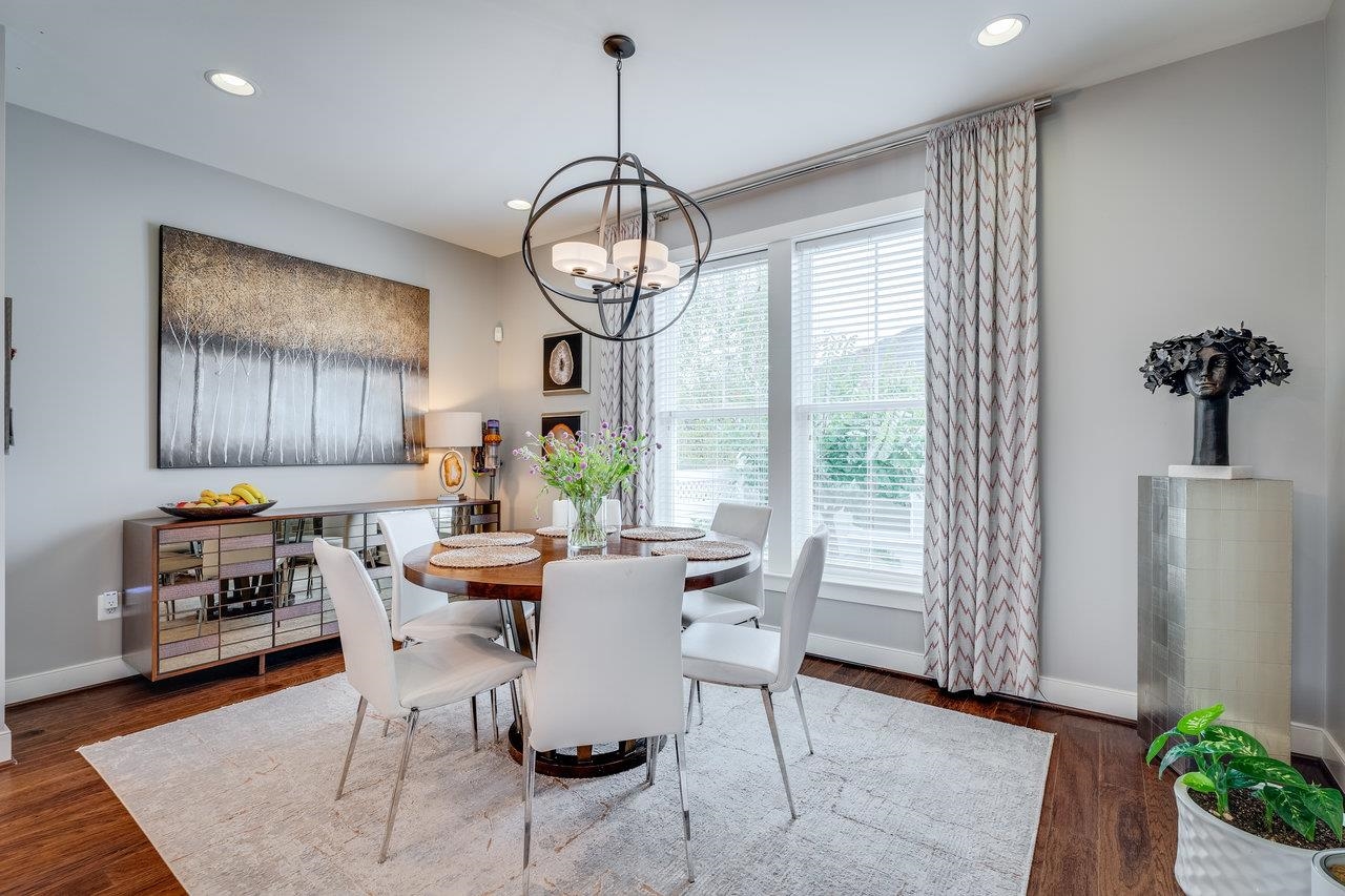 3436 CHARLESTON BLVD