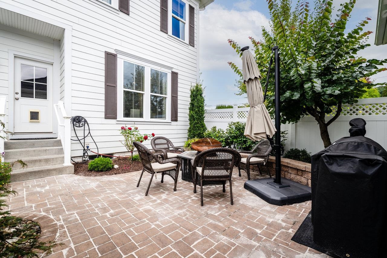 3436 CHARLESTON BLVD