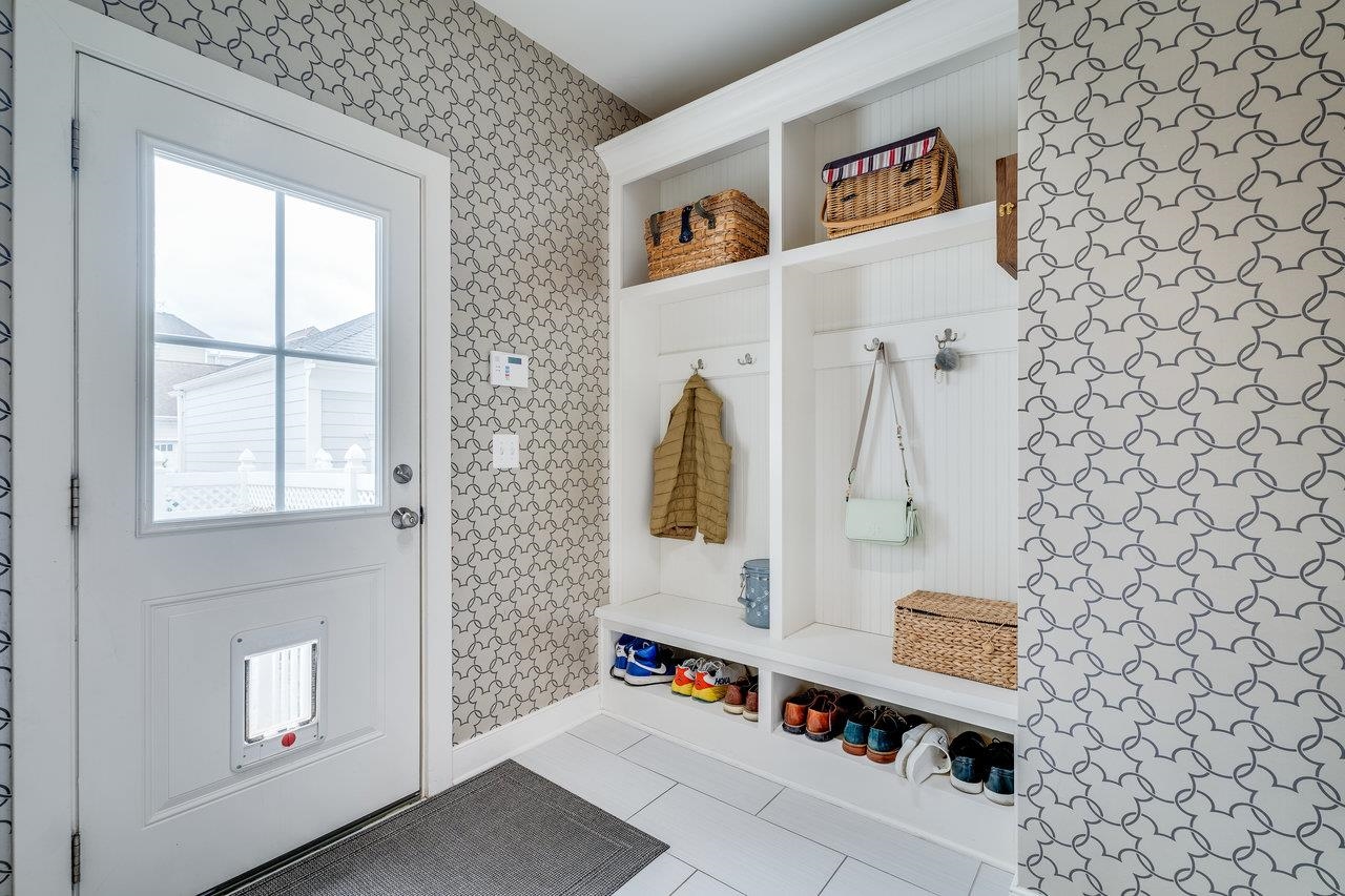 3436 CHARLESTON BLVD