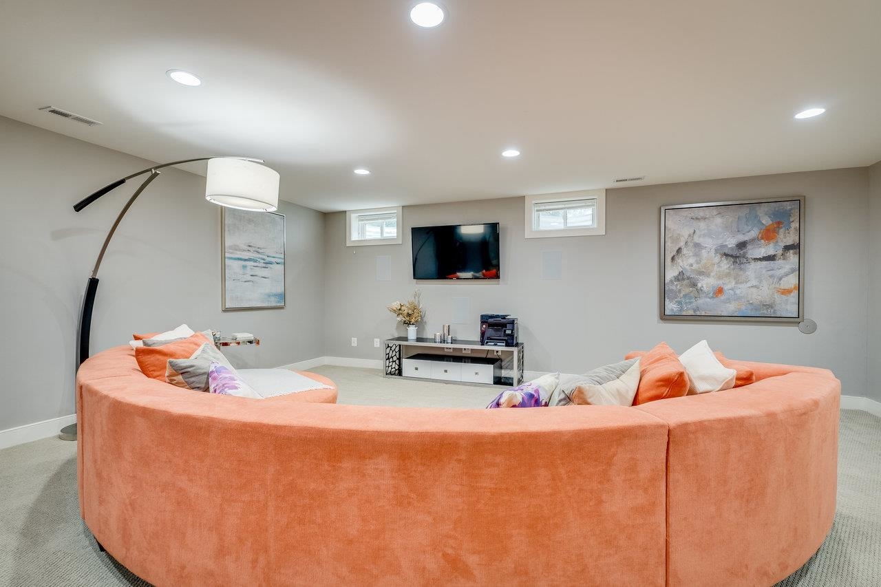 3436 CHARLESTON BLVD