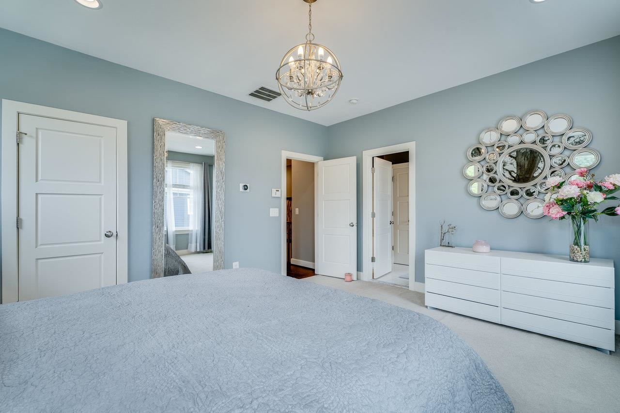 3436 CHARLESTON BLVD