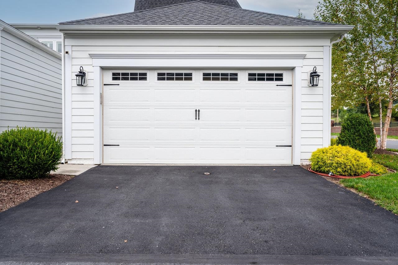 3436 CHARLESTON BLVD