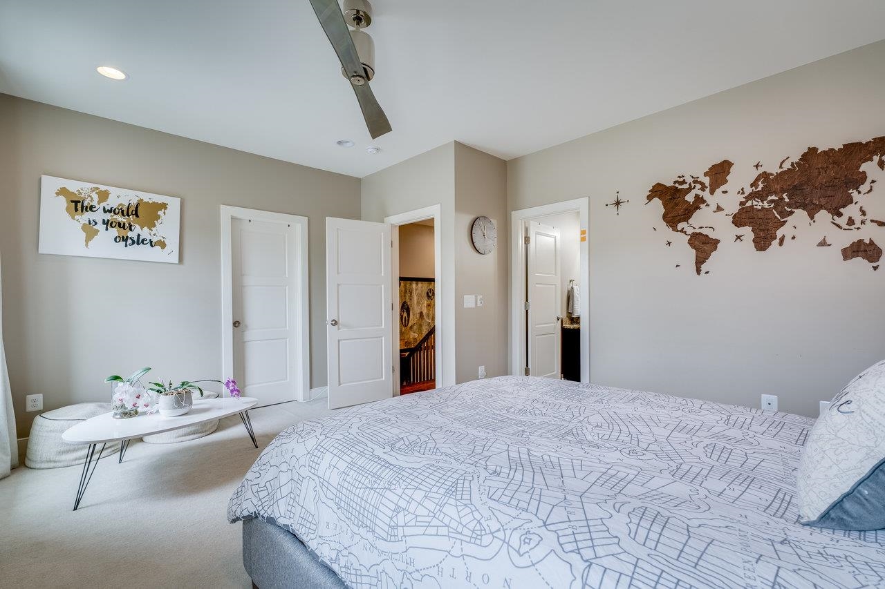 3436 CHARLESTON BLVD