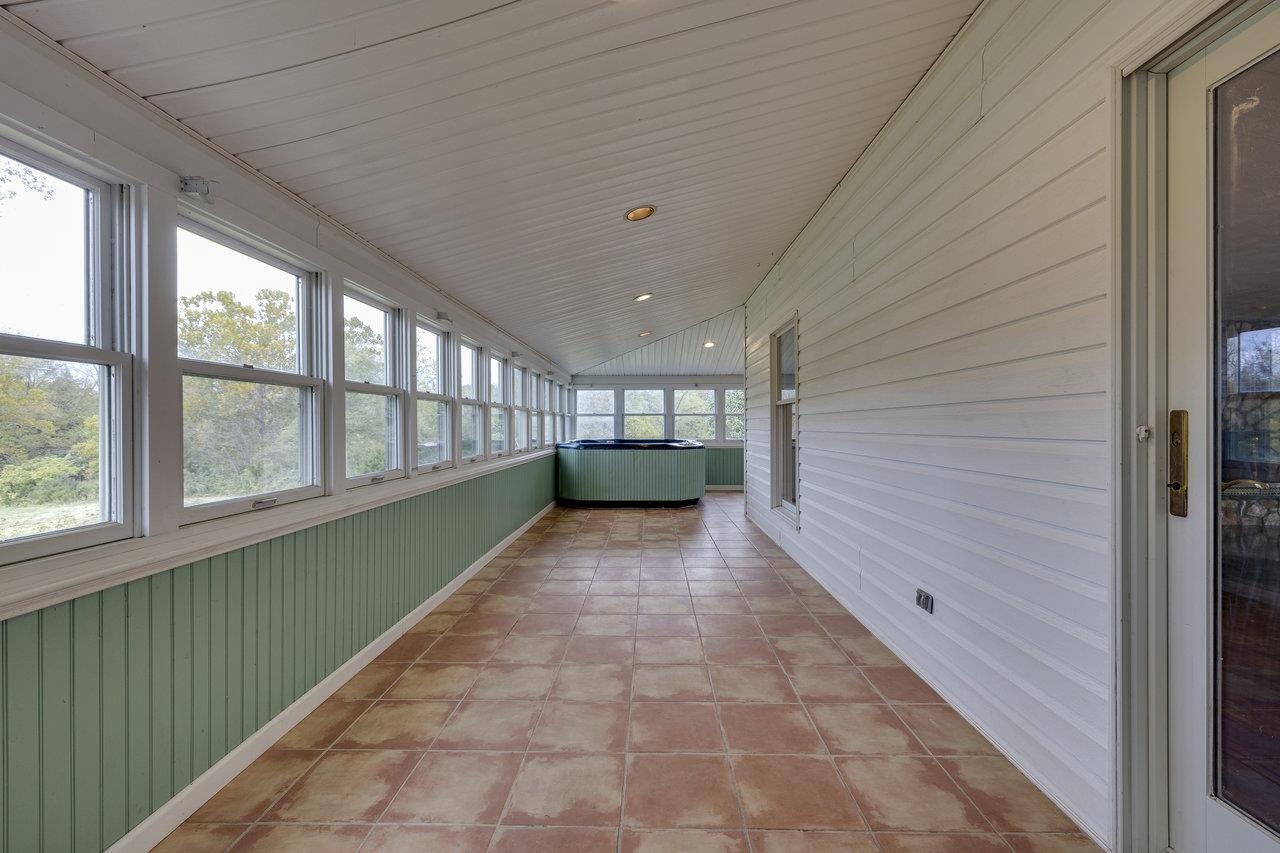 11193 INDIAN TRAIL RD