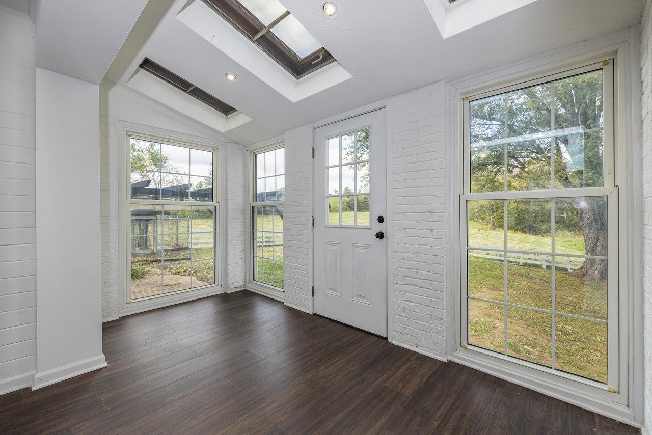 11193 INDIAN TRAIL RD