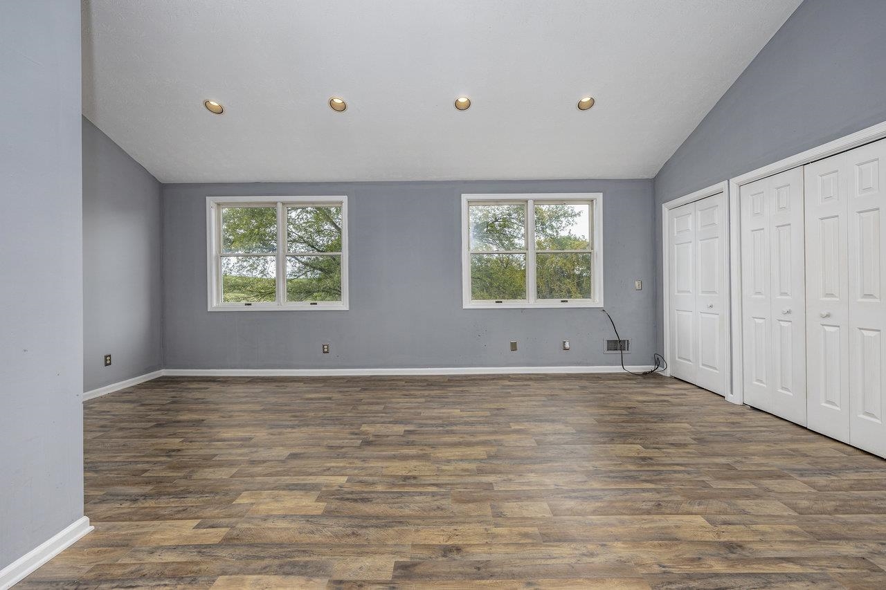 11193 INDIAN TRAIL RD