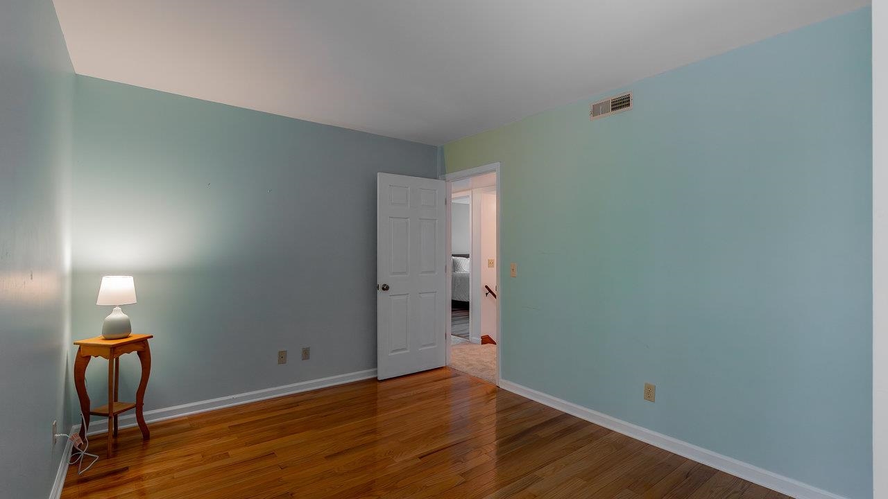 253 ELK LN