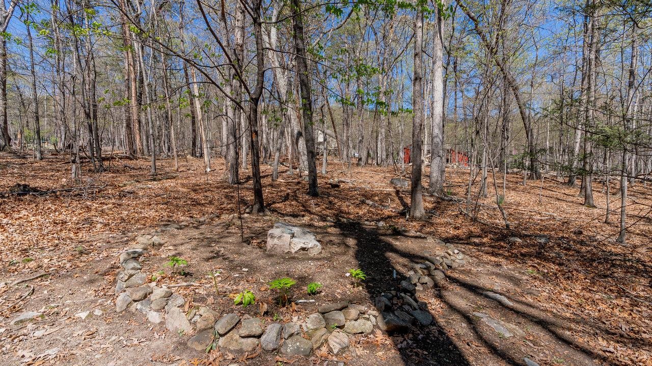 253 ELK LN
