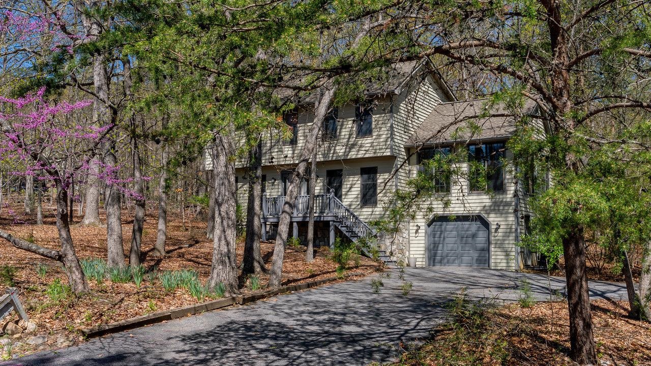 253 ELK LN