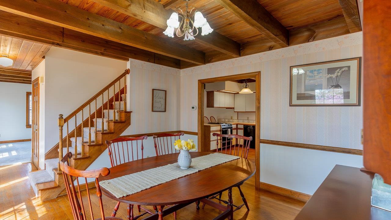 253 ELK LN