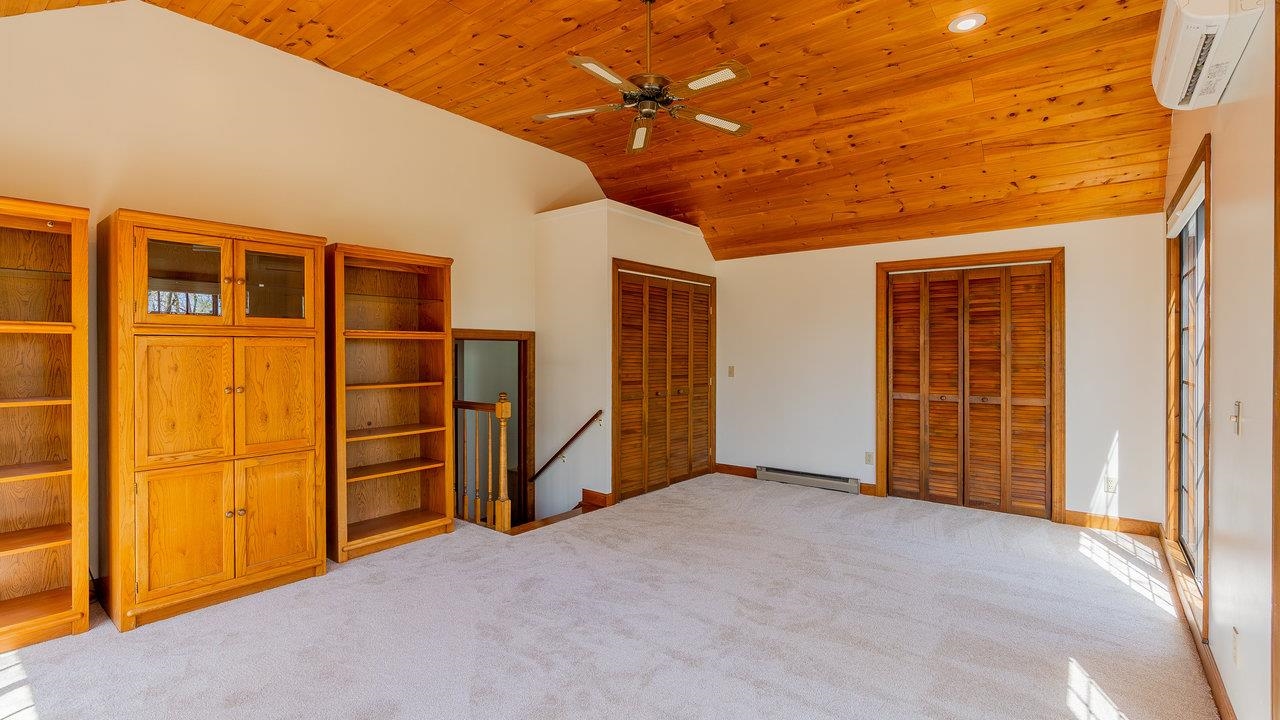 253 ELK LN